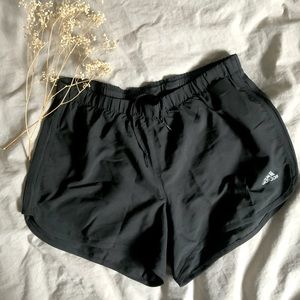 NWOT ADIDAS Marathon 20 Shorts ✨